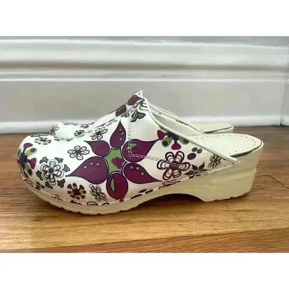 Sanita Clogs Sz 39 Open Back Mules Purple Floral Print Danish Funky Comfort Cute - Picture 3 of 12